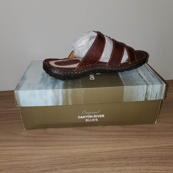 Canyon River Blues Sandals Women's Size 8 - Picture 3 of 6